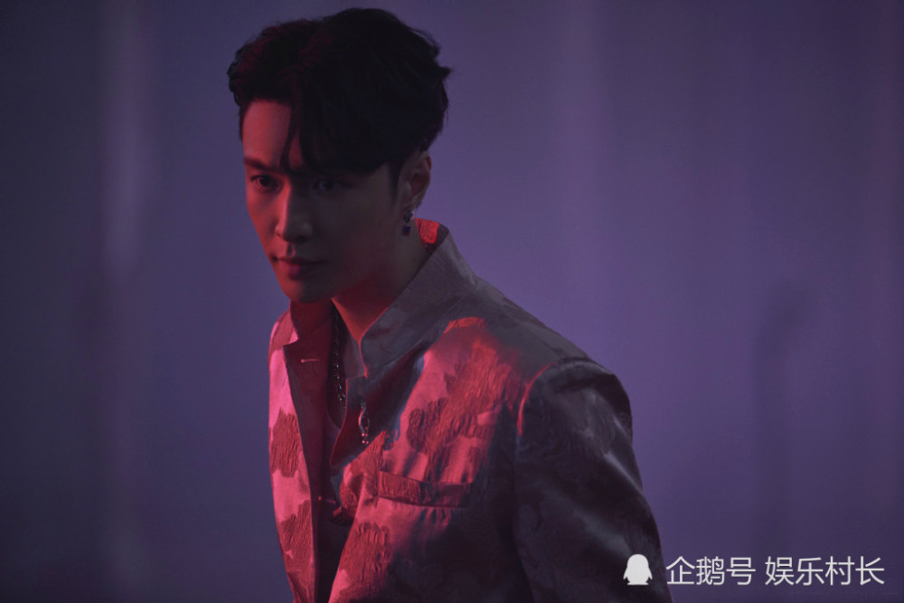 张艺兴|张艺兴打call团阵容强大，肖战王一博惊喜现身，二人对张艺兴称呼很不同