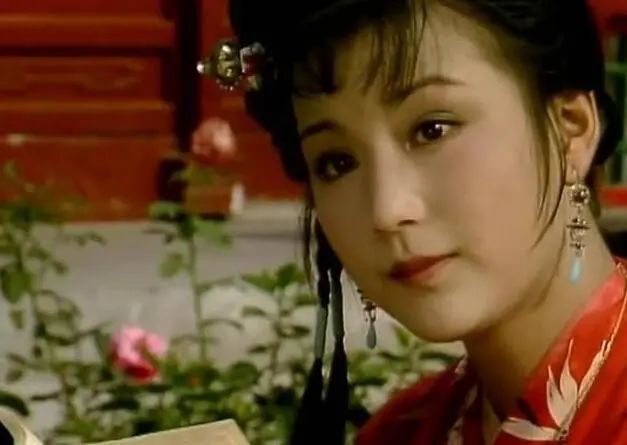 红楼梦|《红楼梦》最经典的9首诗词，读懂了才是人生