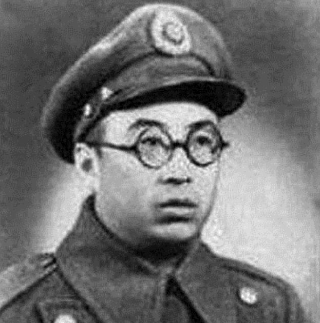 第一个被俘的国军司令在被监禁两年后被释放到太原 解放战争后成为一名医生