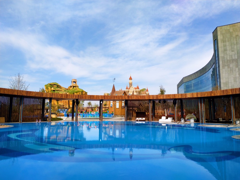 鲅鱼圈新晋打卡地标—鲅鱼湾魔法温泉公园_腾讯新闻