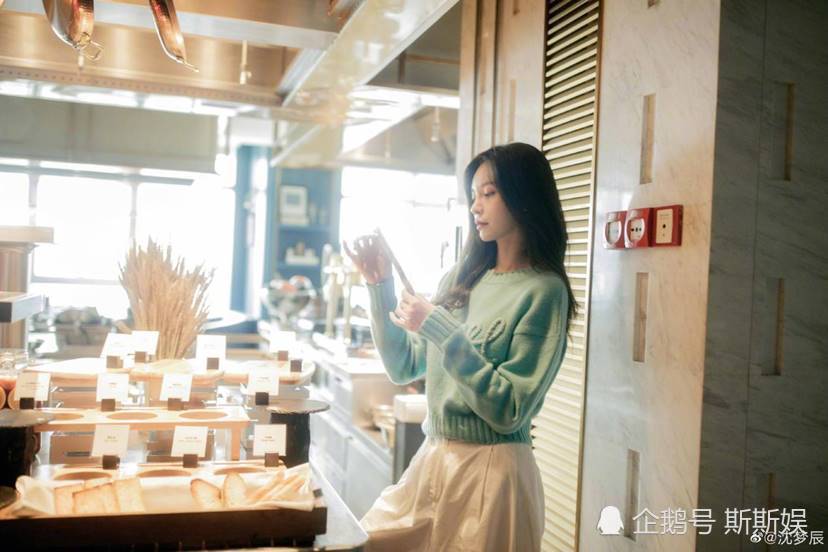 沈梦辰|沈梦辰深夜发文引热议，难道与海涛出现感情危机？看到配图服了