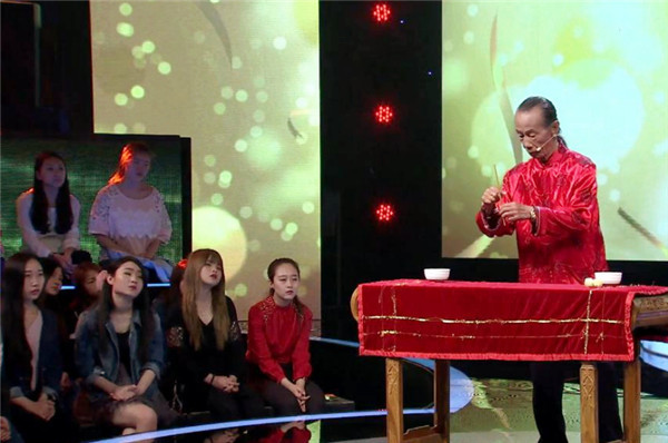 王宝合|76岁老人身怀绝技，3台摄像机都找不出破绽，却至今“不收徒弟”