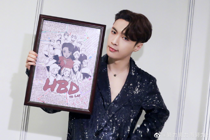 张艺兴|张艺兴人缘好到让人惊，31位明星同发声，肖战王一博另类同框