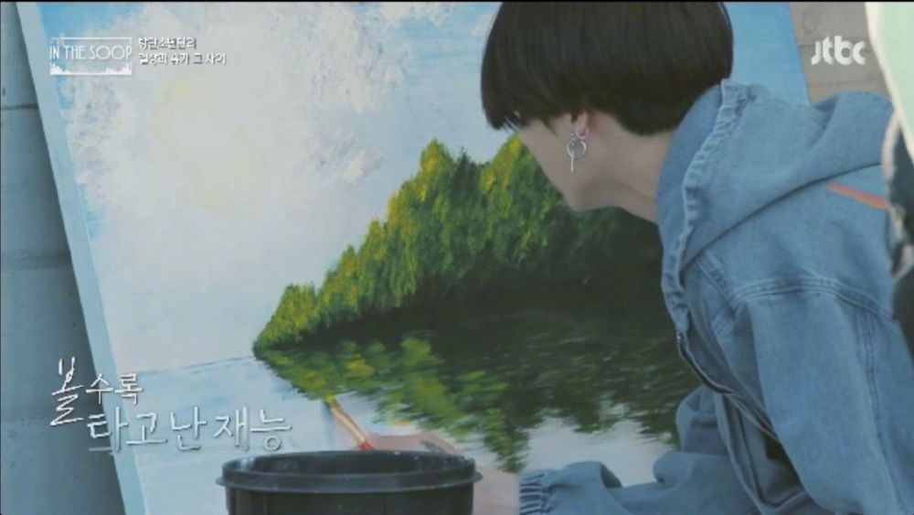 防弹少年团|BTS演唱会预热：金泰亨红西装清爽帅气撞款EXO金钟仁；田柾国衬衫撩人