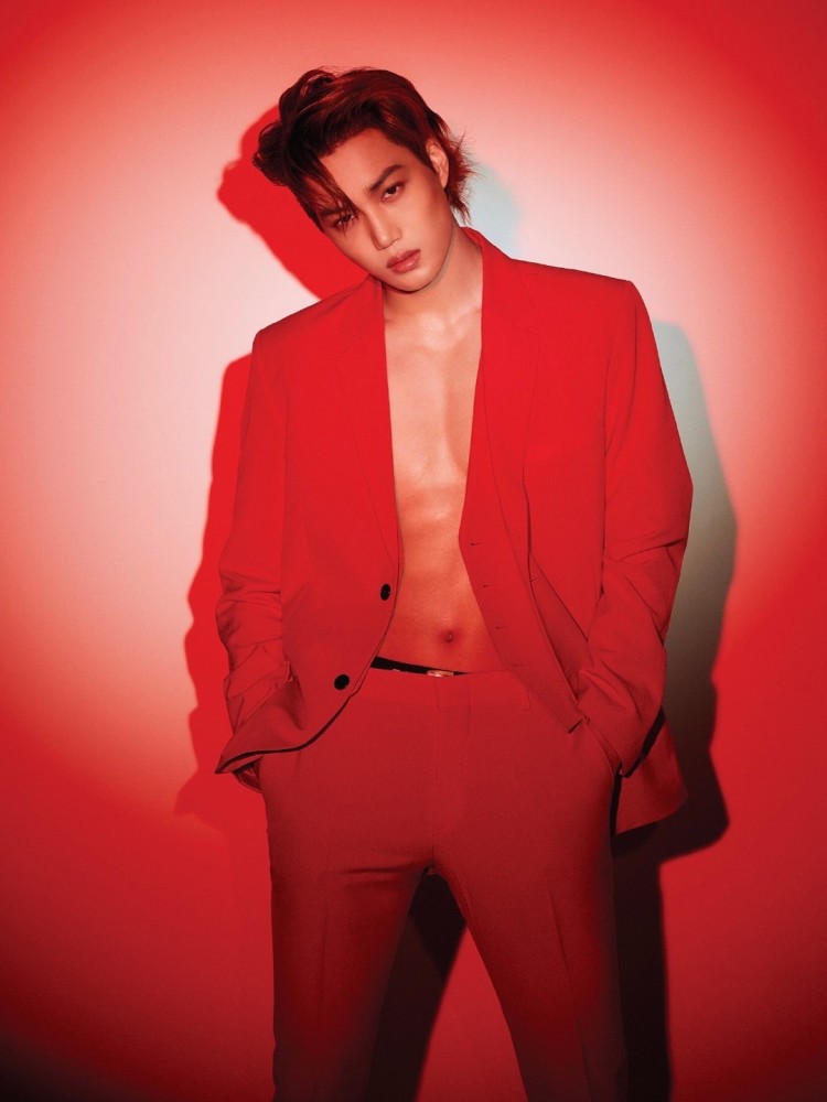 防弹少年团|BTS演唱会预热：金泰亨红西装清爽帅气撞款EXO金钟仁；田柾国衬衫撩人