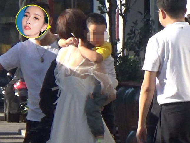 佟丽娅|佟丽娅儿子长大了，4岁酷爱攀岩彰显运动细胞，脸颊肉乎可爱十足