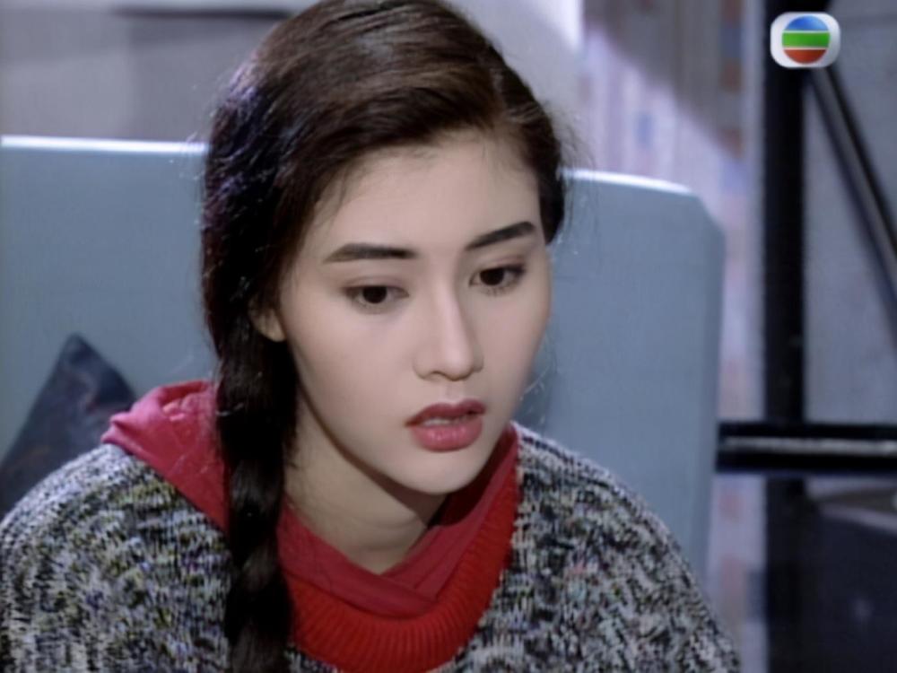 李嘉欣|50岁李嘉欣晒生活照，纤细身材十分吸睛，她的颜值真是大写的服气