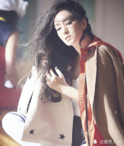 54岁巩俐运动写真曝光身穿高挑活力十足被赞逆龄生长