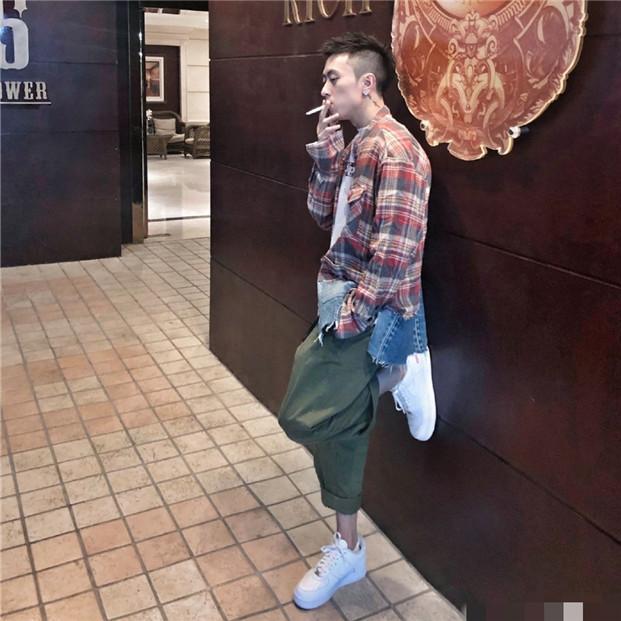 秦奋|秦奋有多“壕”？仅半身造型价值7位数，网友：投胎是门技术活！