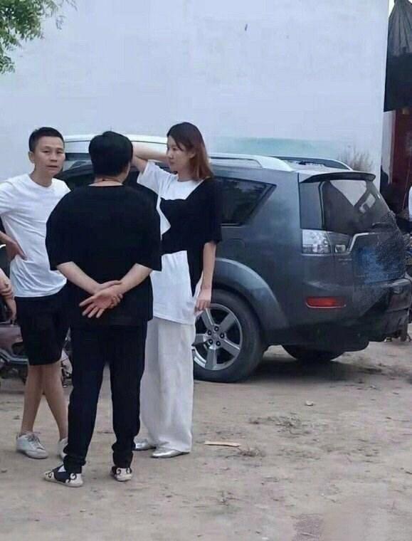王宝强|王宝强冯清结婚了？网传其已完成婚前财产公证，却遭马蓉闺蜜内涵
