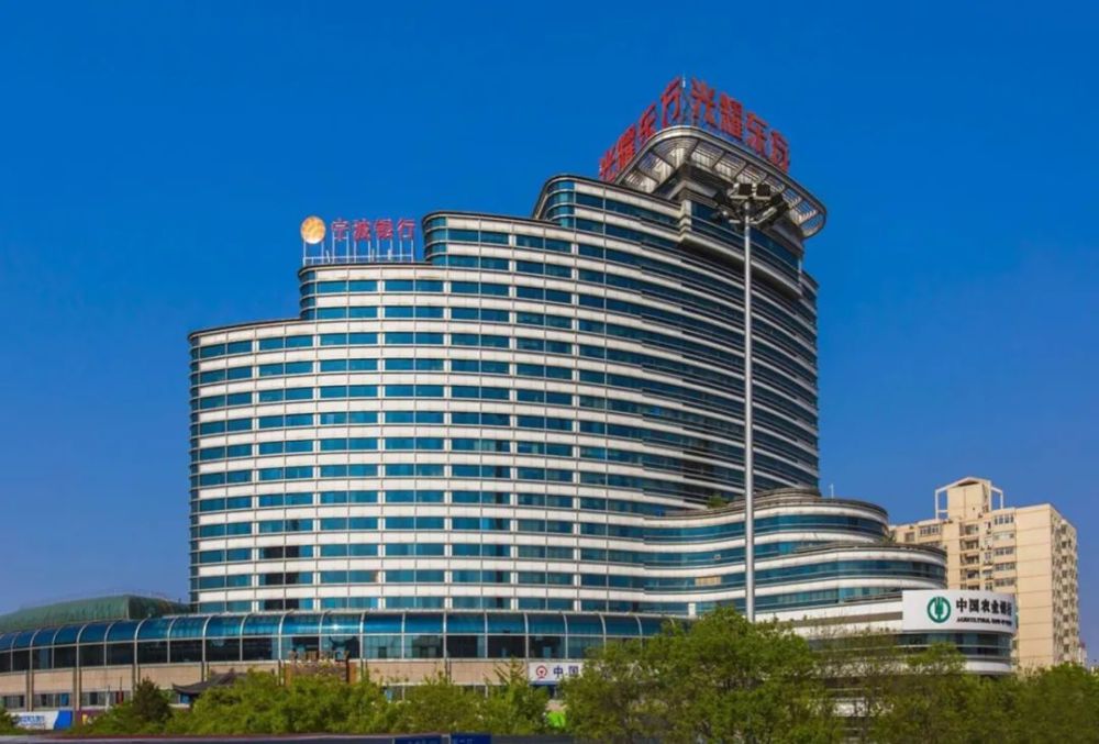 地产富豪家的百亿资产争夺战