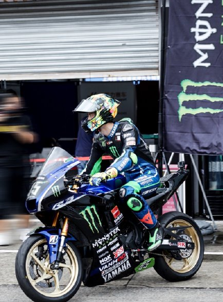 王一博|明星热搜排行榜，王一博第1，易烊千玺第2，肖战却意外跌出前5