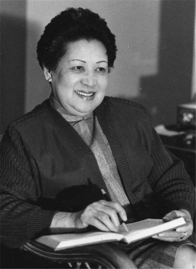 城南旧事林海音受苦受难不曾后退为文化纯净拼搏一生