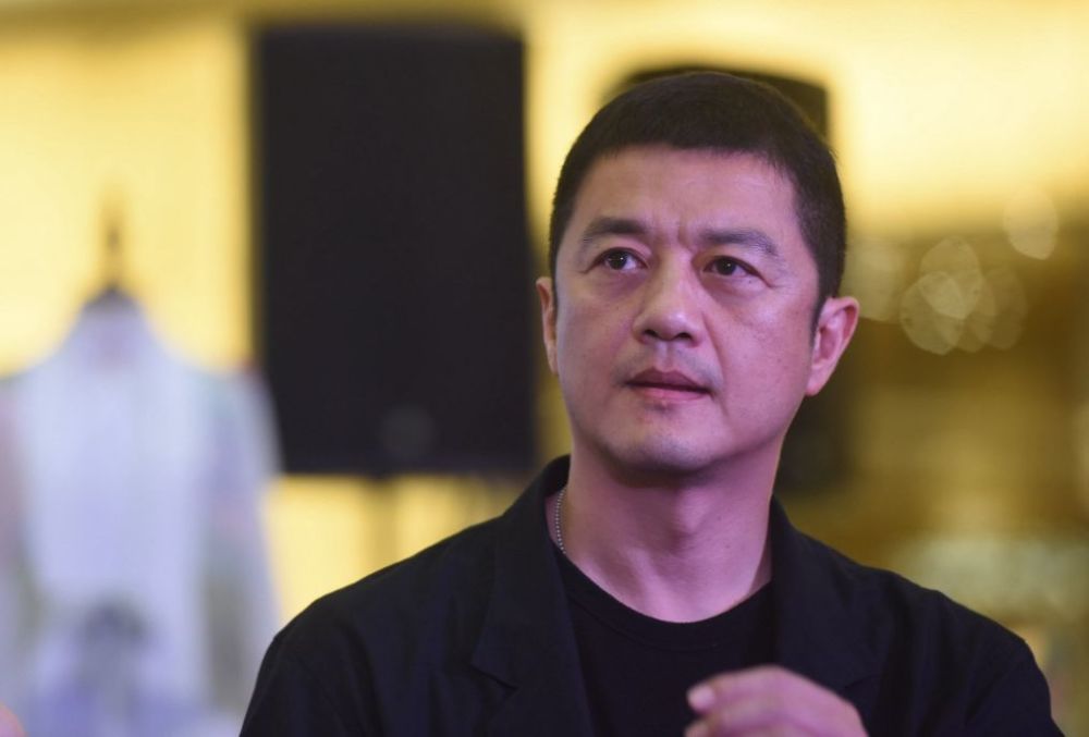 李亚鹏|别再说李亚鹏落魄，羽泉合体为其庆生，王学兵罕见露面并唱歌助兴