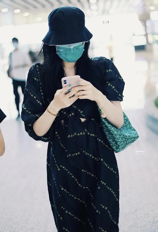 迪丽热巴|迪丽热巴回应与黄景瑜恋情绯闻？回应方式太特别，网友皆称好甜！