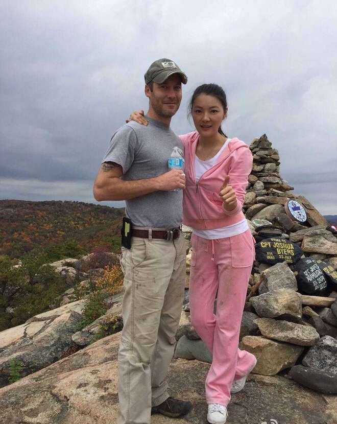 田朴珺|田朴珺第二？63岁董事长迎娶38岁妻子，还说是真爱......