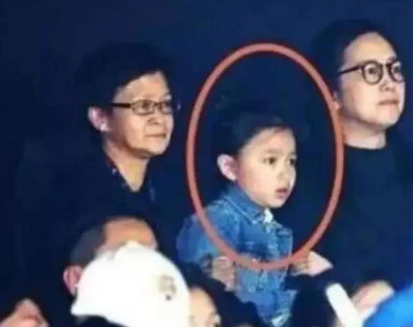 刘德华|黎明的女儿，刘德华的女儿，张学友的女儿，看到郭富城的女儿：等你长大！