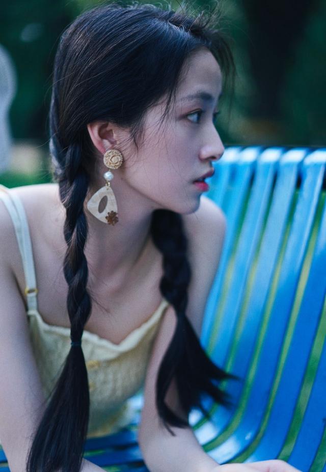 很高兴在今年盛夏又重新认识了小银花,《琉璃美人煞》,杨肸子