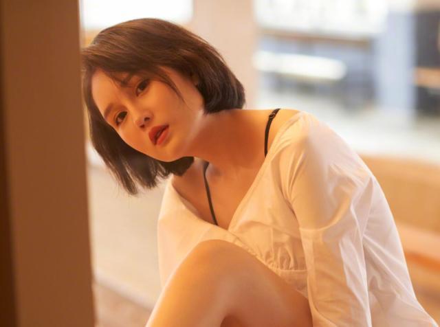 赵本山|赵本山女儿称年底要买劳斯莱斯，不靠家里贷款买