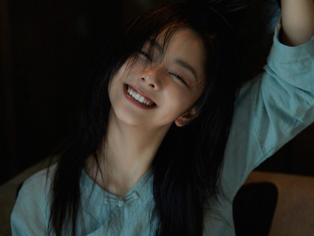 宋茜|宋茜拿金鹰女神稳了！不仅超虞书欣百万票数，连谭松韵都少她30万