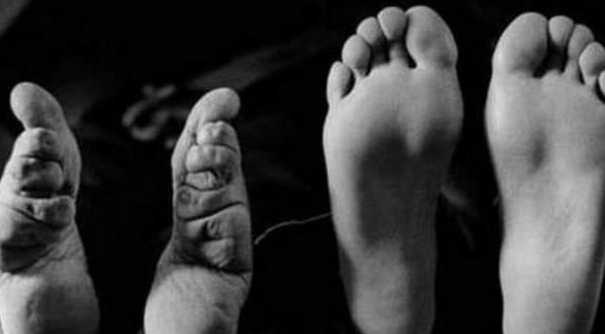 古代女人的三寸金莲 看过之后心疼不已 李煜 三寸金莲 妇女 宋代