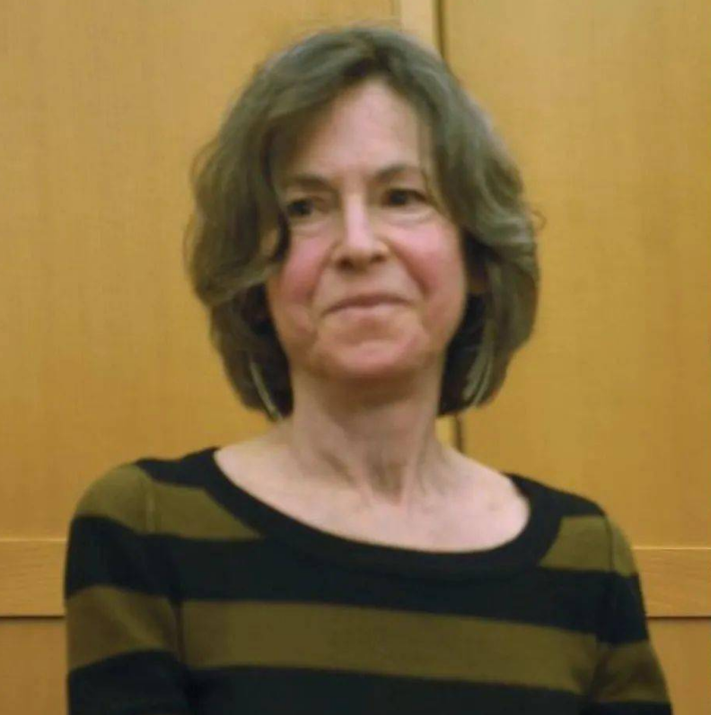 诺贝尔文学奖|美国女诗人获诺贝尔文学奖后，中国网友评论里，提到两位中国诗人