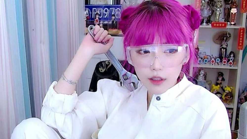 呆妹儿深夜动态暗示智勋?23字吐露心声,解释太过慌乱,网友:原地结婚!