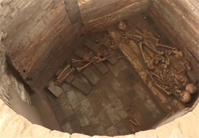 古墓|吉林省双辽市四合村惊现千年古墓，墓主人到底生活在什么年代？