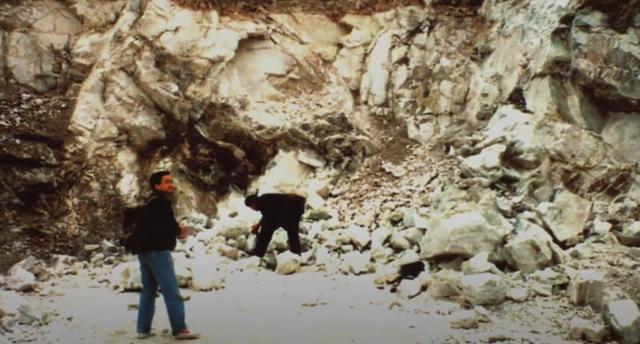 考古|惊天的凌家滩遗址，位于北纬31度线上，挖出许多玉器却没有人骨