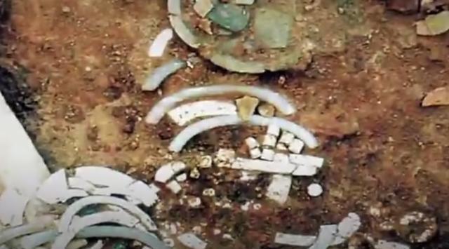 考古|惊天的凌家滩遗址，位于北纬31度线上，挖出许多玉器却没有人骨