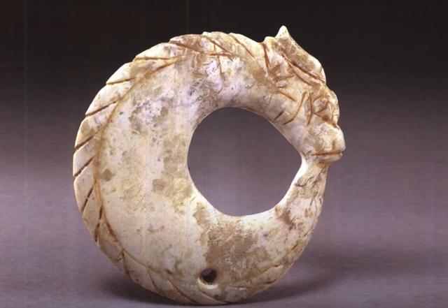 考古|惊天的凌家滩遗址，位于北纬31度线上，挖出许多玉器却没有人骨