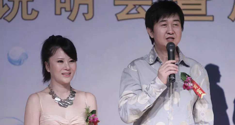 付笛生老婆老到认不出儿子成了总裁全家住着上亿四合院