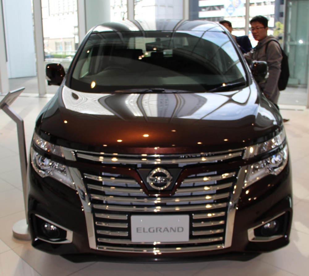 日产版丰田塞纳来袭!宽体车身 3.6动力,豪华不输埃尔法,真霸气