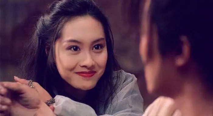 曾是香港頂級美女，如今48歲仍不老