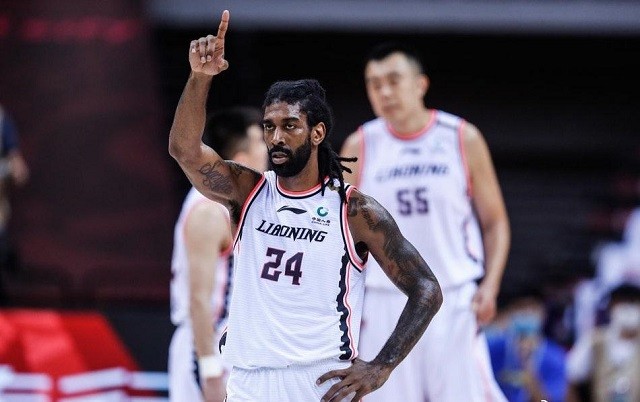 曝CBA新赛季将可注册四外援|CBA新赛季各队签约外援名单，广东队有2名外援，浙江队有4名外援