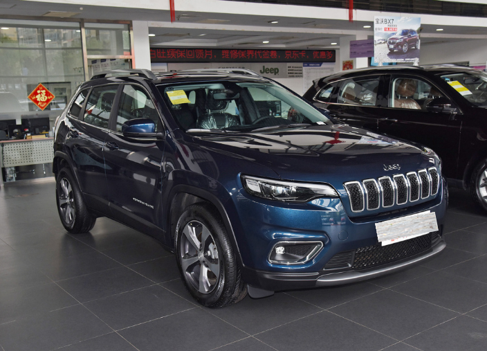 新款JEEP自由光開賣，起售15.98萬