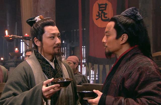 梁山泊|宋江的走路姿势，暴露了他的野心，难怪公孙胜会离开，晁盖会失败