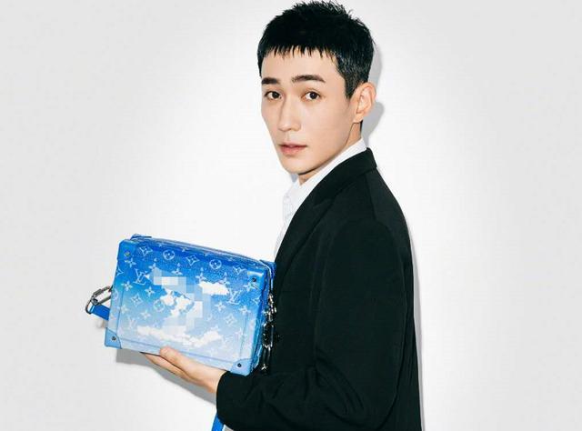 朱一龙|太疯狂！粉丝回踩泄露朱一龙隐私，录屏输身份证扒他“隐婚生子”