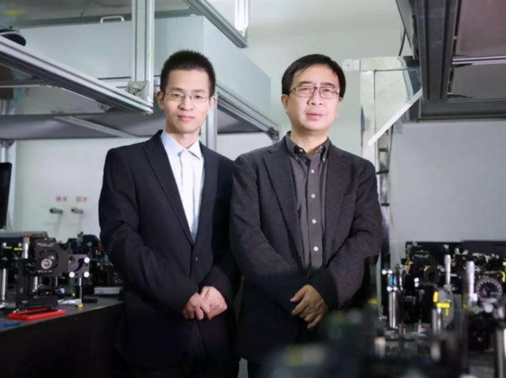 中国科学技术大学|中科大80后教授获美国物理学会量子计算奖，曾获菲涅尔奖和阿道夫隆奖章
