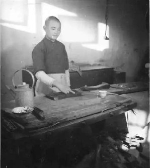 烤肉|老北京吃烤肉讲究站着吃 吃完还要看这个“节目”