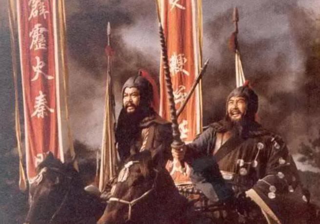 呼延灼|秦明位列五虎总翻车，朴刀才是梁山好汉最爱？水浒中兵器有答案