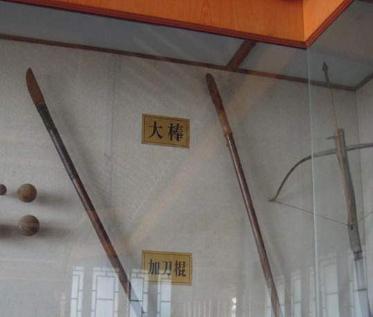 呼延灼|秦明位列五虎总翻车，朴刀才是梁山好汉最爱？水浒中兵器有答案