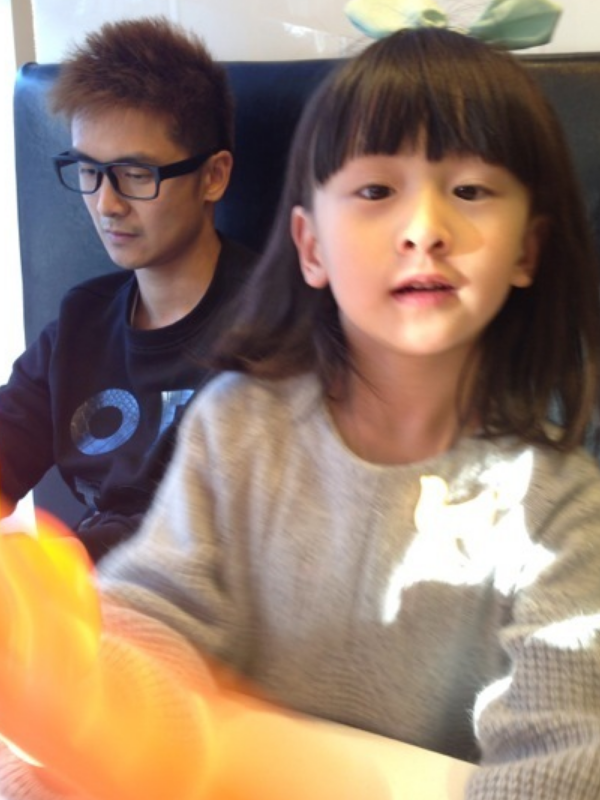 想当年,田雨橙跟着爸爸田亮去参加《爸爸去哪儿》的时候,是一个五岁的