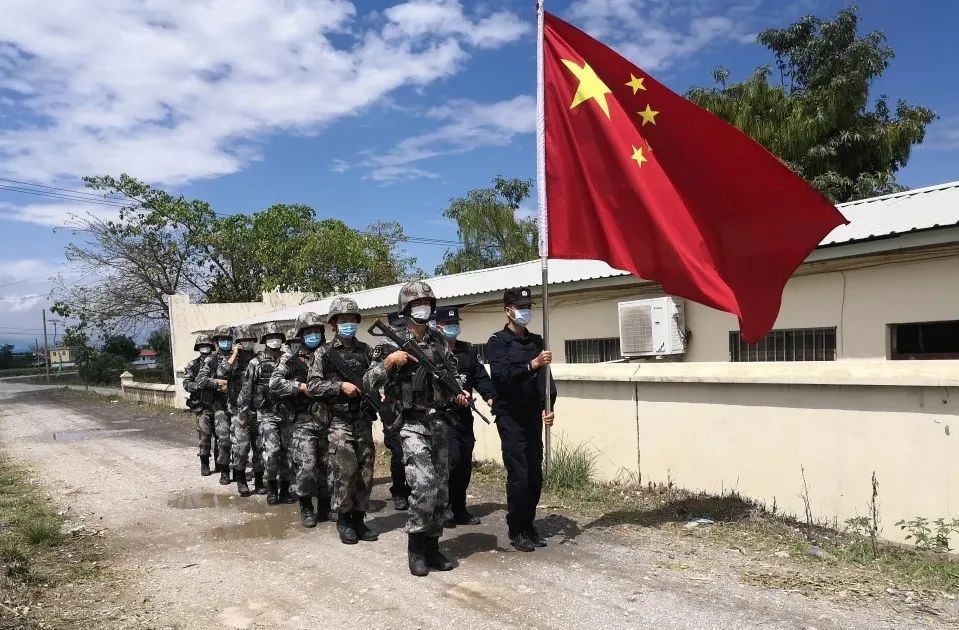 8天192小时他们一直都在双节安保岗位上