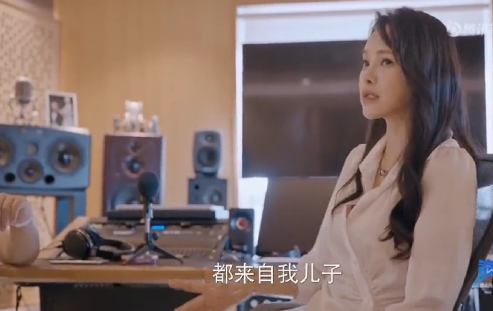 伊能静|52岁伊能静复出险翻车，自曝加盟《浪姐》两大原因，比翻红还现实