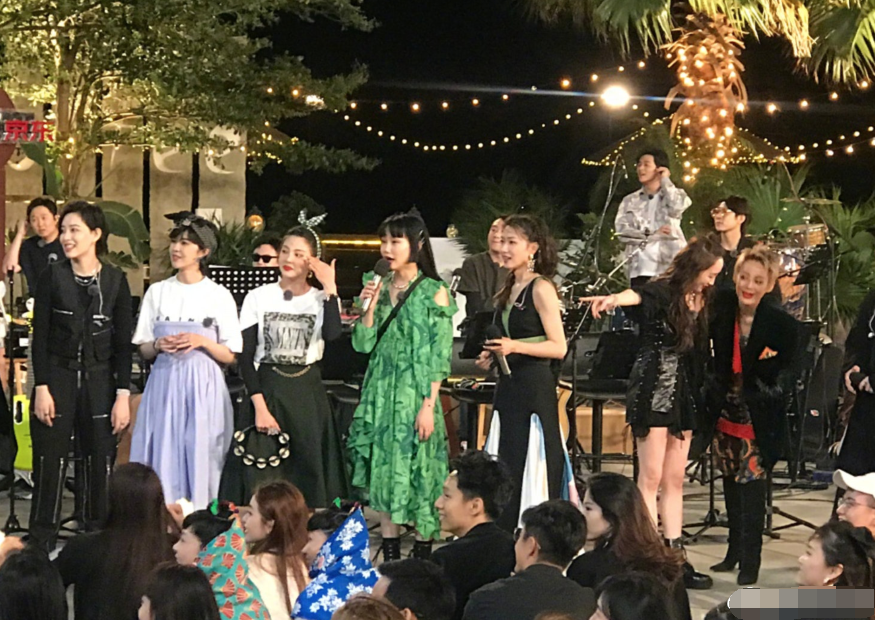 伊能静|52岁伊能静复出险翻车，自曝加盟《浪姐》两大原因，比翻红还现实