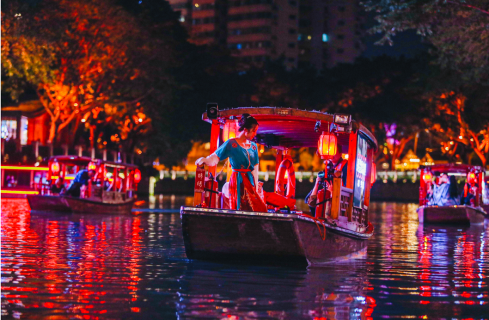 成都假期"热力值"分析出炉:票房全国第三,夜游热度第一!