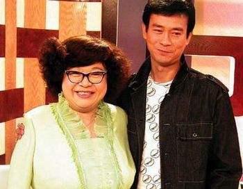 郑欣宜|郑欣宜自曝受父母离婚影响严重，与前男友分手原因很无奈