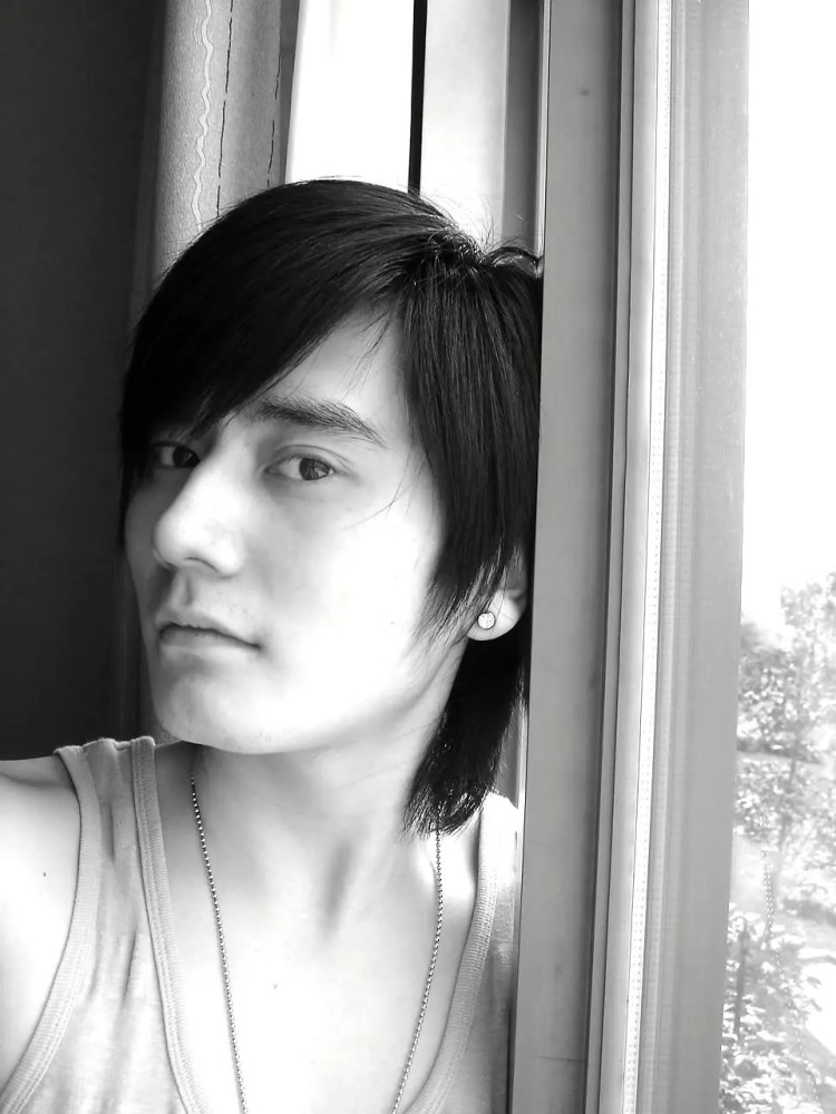 钱枫|钱枫的头有王一博两倍大？在体型失控之前，钱枫曾是颜值担当