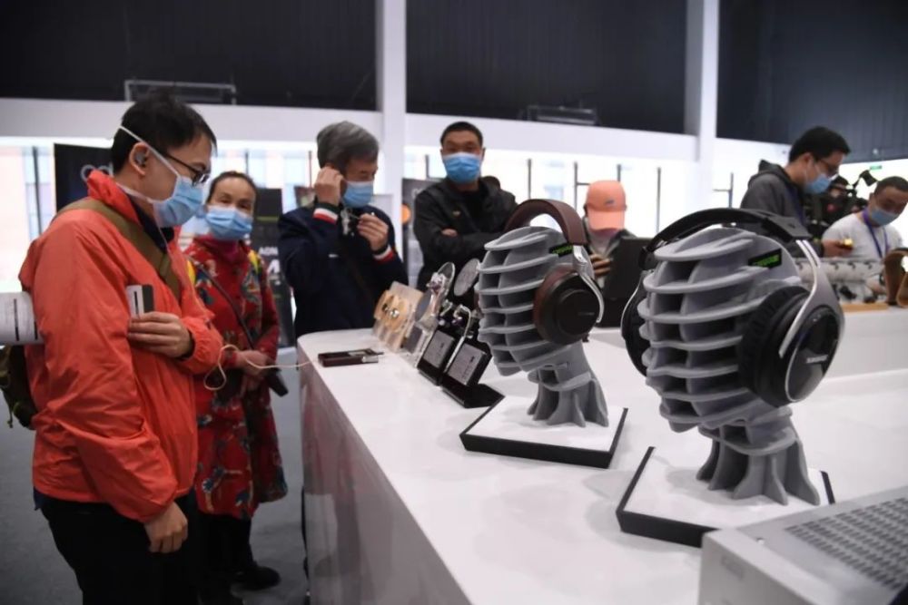 知名乐队|最后一天的音乐盛宴，不容错过！